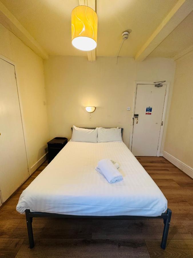 Chambre Double avec Salle de Bains Privative